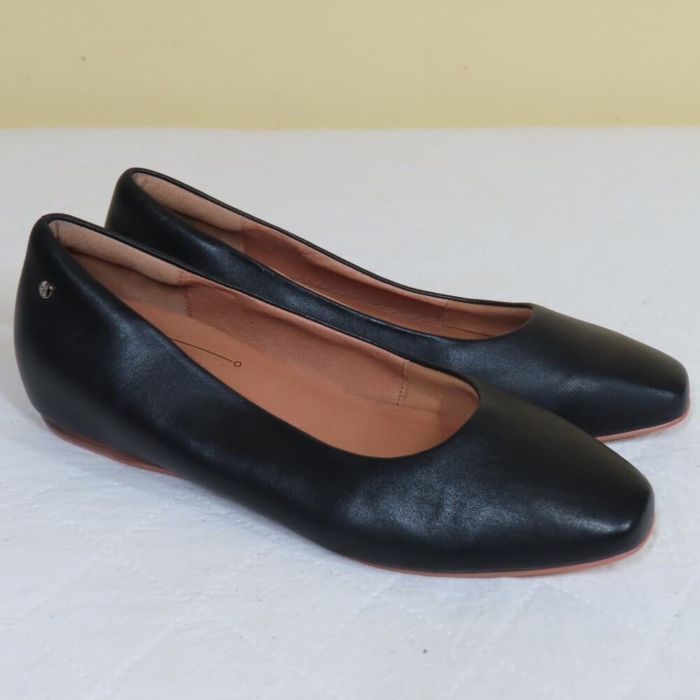 Frankie4 Gianna Black Leather Flats – Women's Size 11
